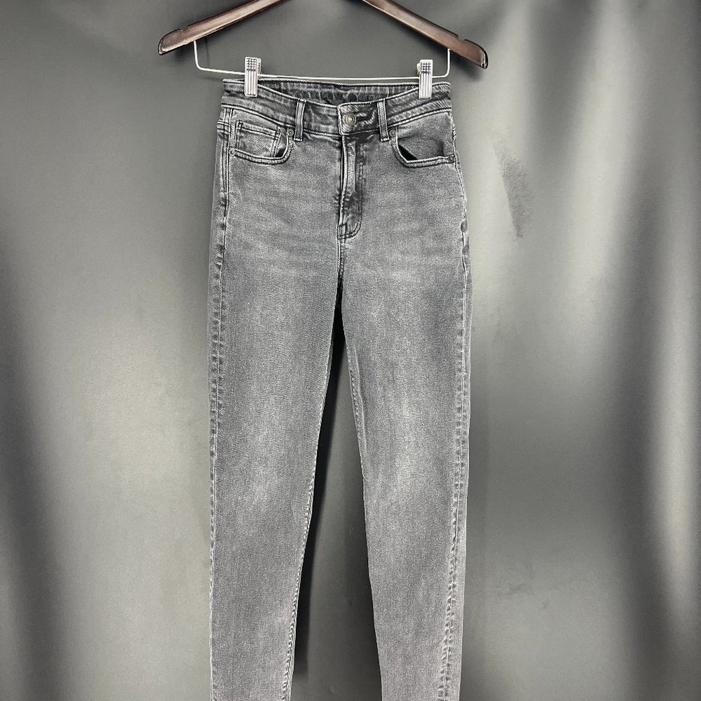 American Eagle Outfitters High-Rise Gray Jeans